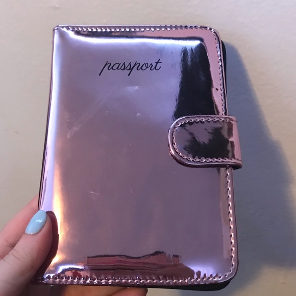 Passport Accessories - Shiny, Pink Passport ✈️
